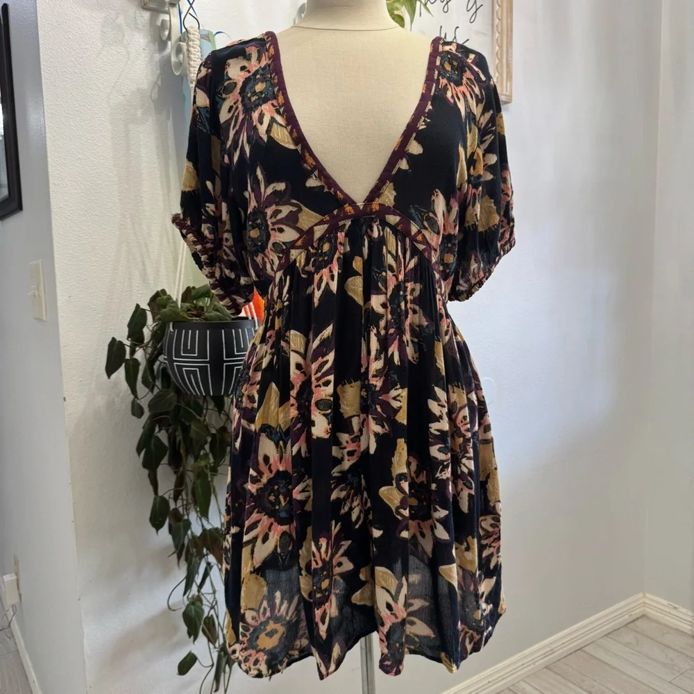 Free People On The Edge Floral Backless Romper - Picture 2 of 9